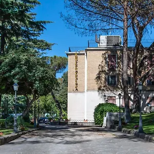 Hotel Santa Prisca, Řím
